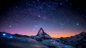 6 imagini de fundal PPT cu farul de munte cu zăpadă de noapte