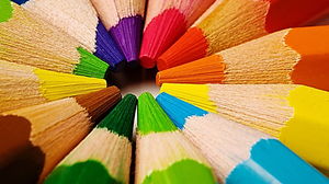 PPT фоновое изображение цветных карандашей по кругу