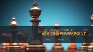 Template PPT pengaturan kerja penempatan strategis di latar belakang catur